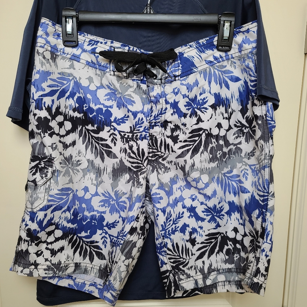 Kanu Surf Boardshorts and Rashguard